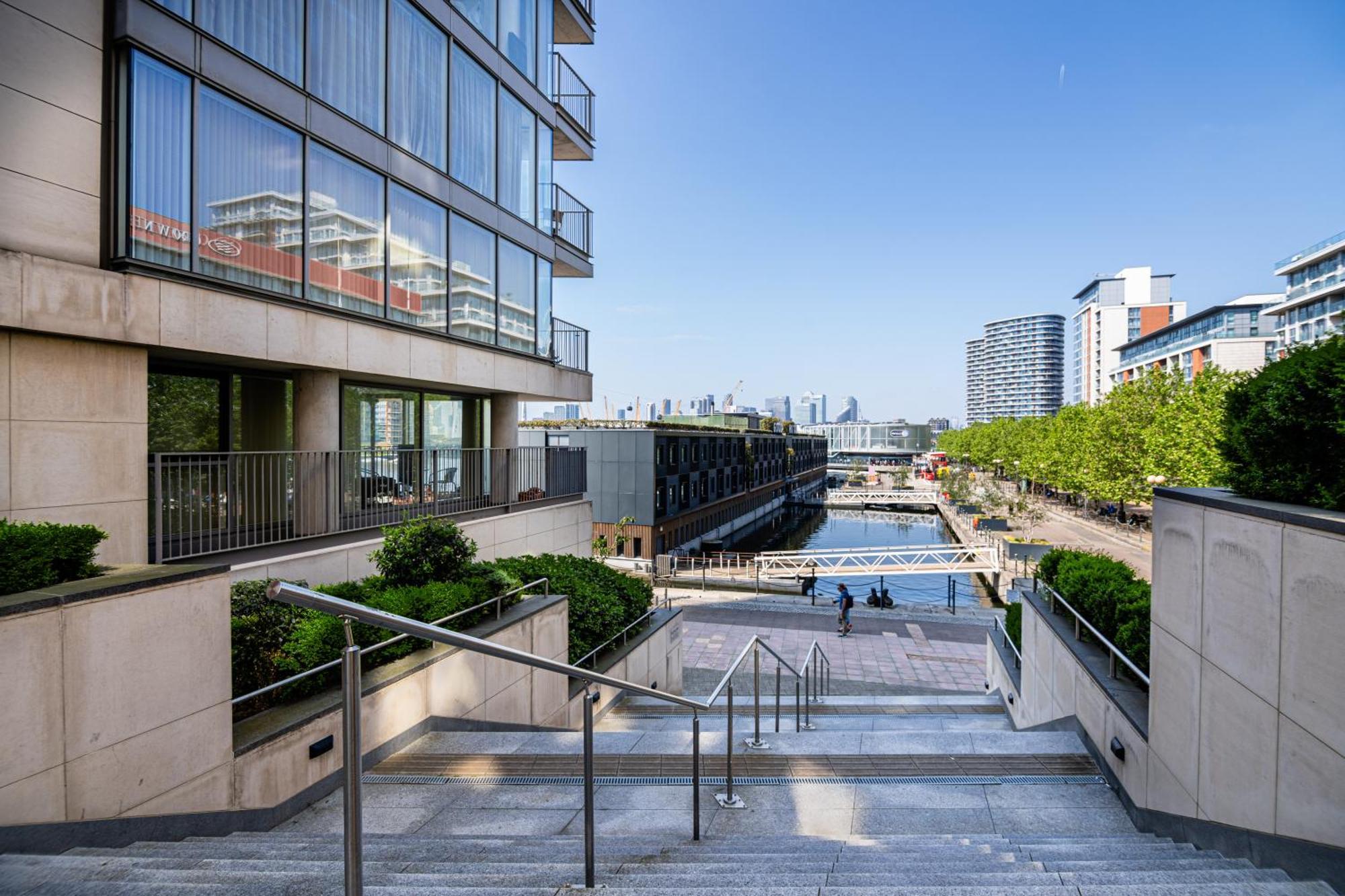 London Excel Waterfront Serenity Londres Exterior foto