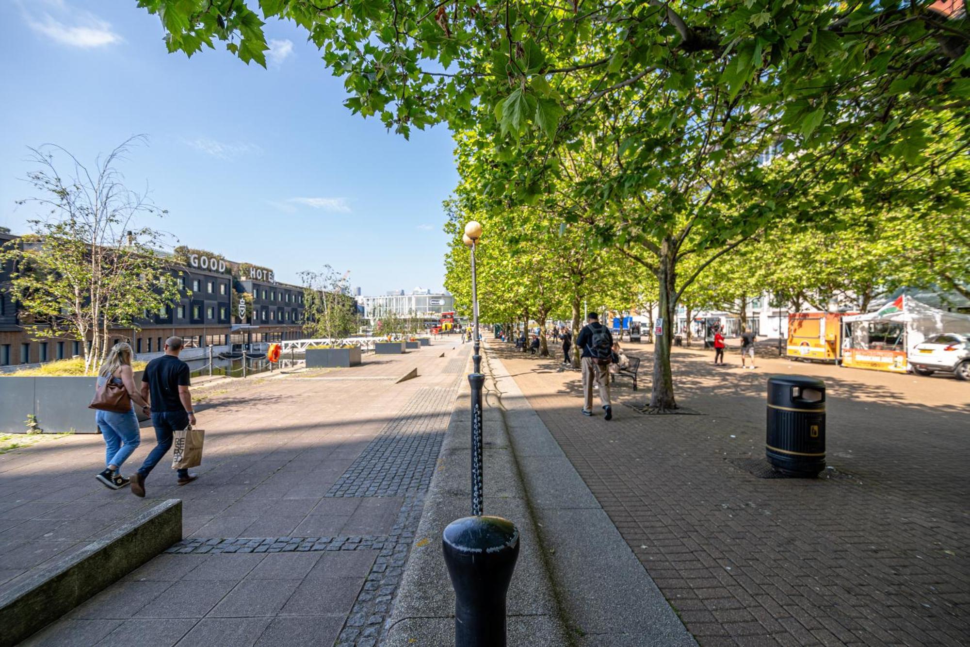 London Excel Waterfront Serenity Londres Exterior foto